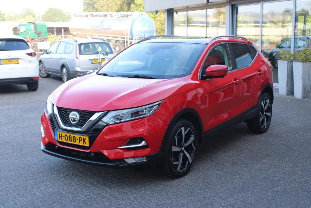 Nissan Qashqai 1.3 DIG-T Tekna NL Auto uit 2020, foto 3