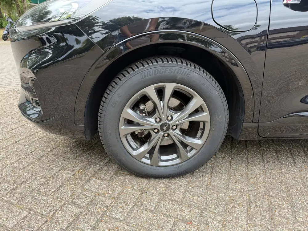 Ford Kuga 2.5 PHEV ST-Line uit 2022, foto 8