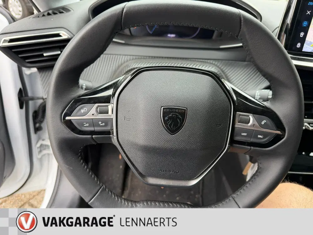 Peugeot 208 1.2 PT 100 Allure uit 2024, foto 15