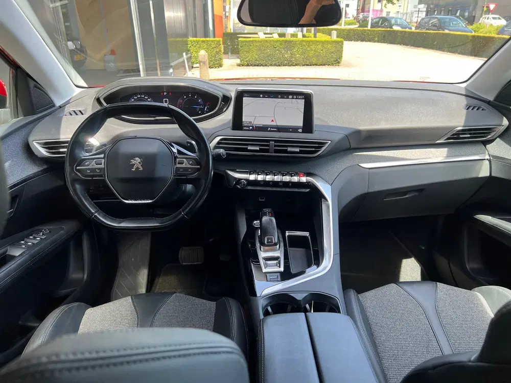 Peugeot 3008 1.2 Allure 2019 Automaat uit 2019, foto 6