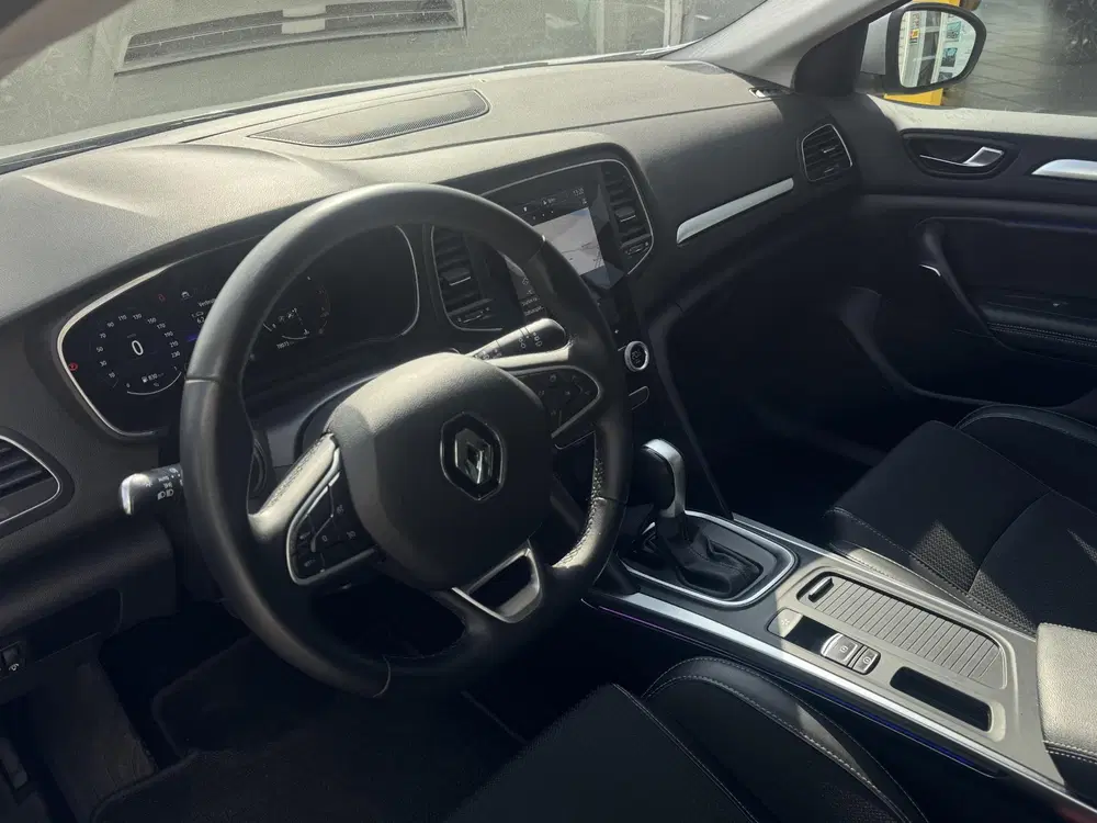 Renault Megane Mégane Estate 1.3 TCe 140 Techno uit 2023, foto 3