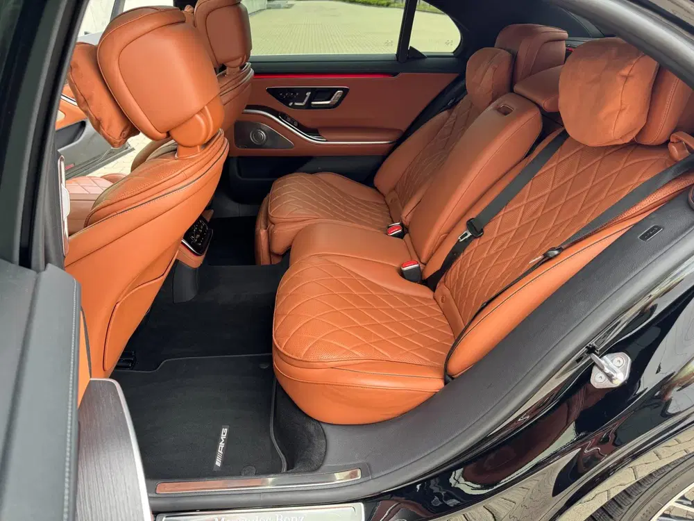 Mercedes-Benz S-Klasse 500L AMG Maybach S580 Chauffeurspak B uit 2020, foto 12