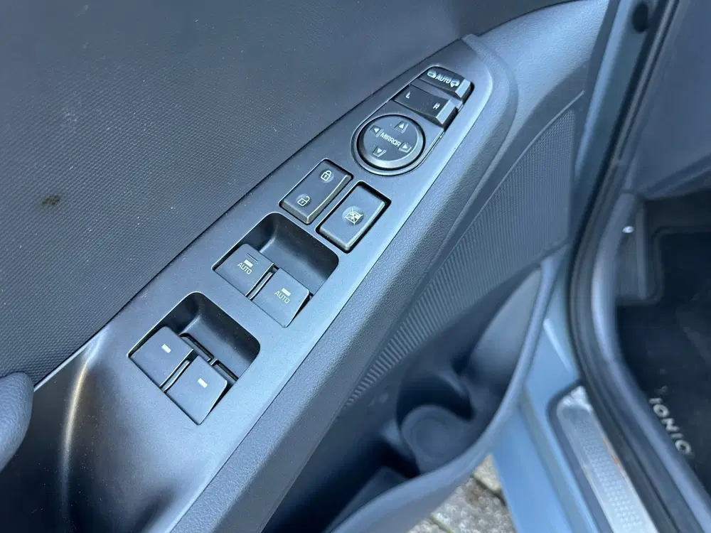 Hyundai IONIQ 1.6 GDi Comfort uit 2021, foto 14