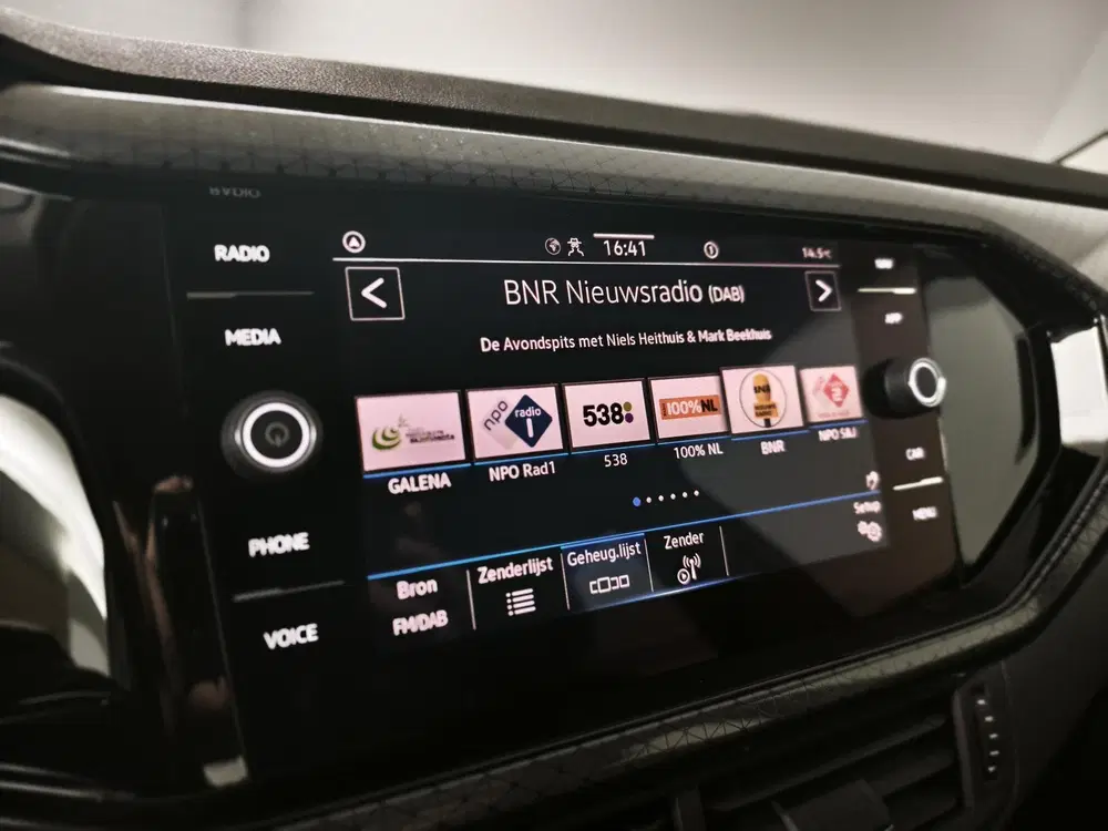 Volkswagen T-Cross 1.0 TSI Style uit 2021, foto 11
