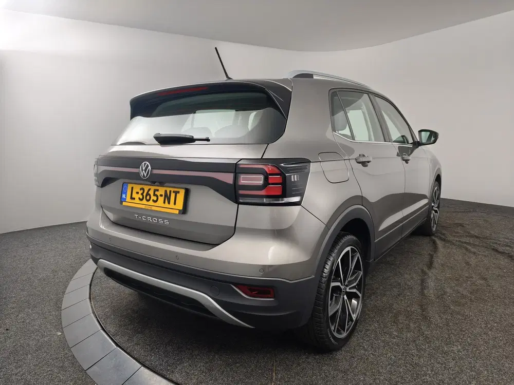 Volkswagen T-Cross 1.0 TSI Style uit 2021, foto 2