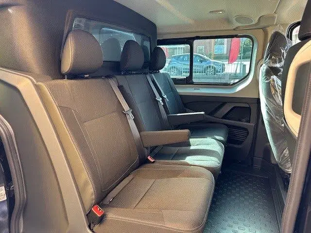 Renault Trafic 170PK L2H1 Extra DC DUBBEL CABINE uit 2024, foto 9