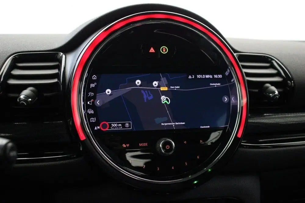 Mini Cooper 1.5 Business Edition Automaat uit 2023, foto 6