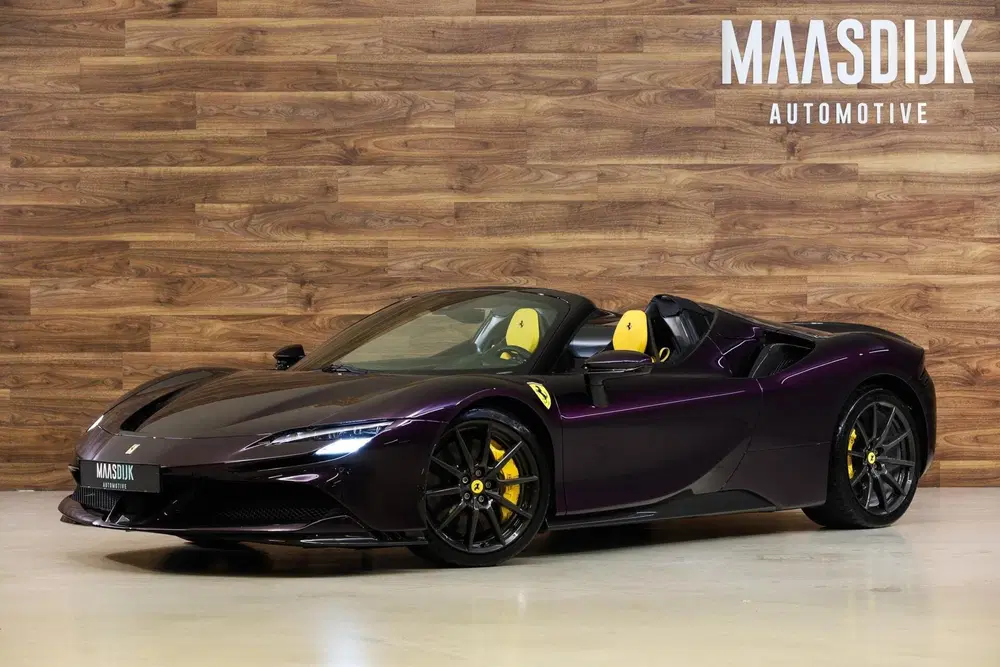 Ferrari SF90 Spider 4.0 V8 uit 2025