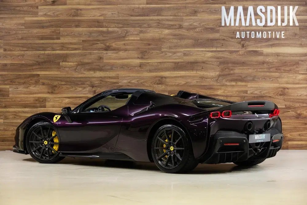 Ferrari SF90 Spider 4.0 V8 uit 2025, foto 14