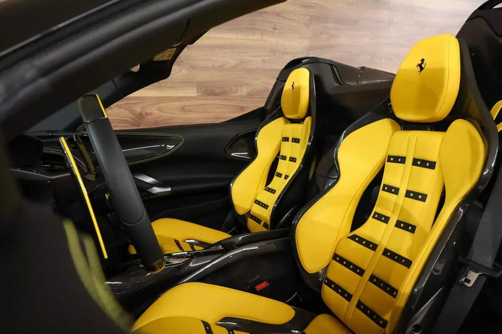 Ferrari SF90 Spider 4.0 V8 uit 2025, foto 8