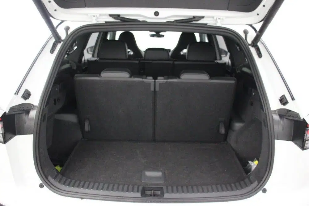 Volkswagen Tayron 1.5 eTSI R-Line Edition 7 Persoons Automaa uit 2025, foto 11