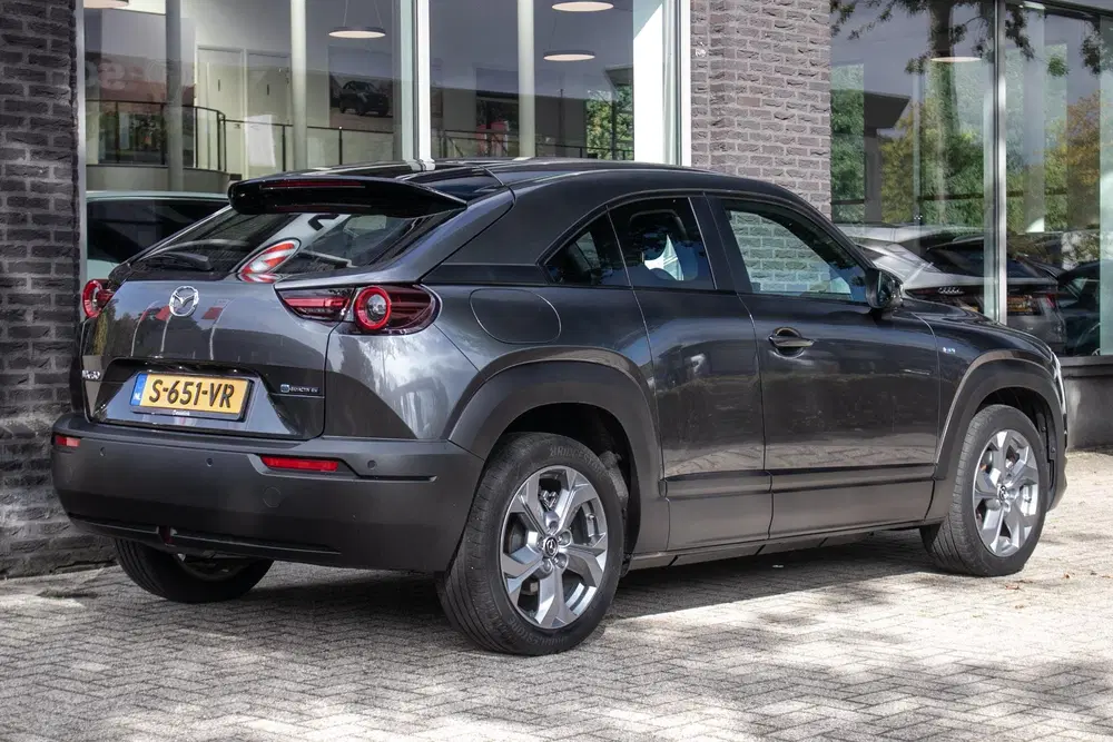 Mazda MX-30 e-SkyActiv EV 145 Prime-line 36 kWh uit 2023, foto 2
