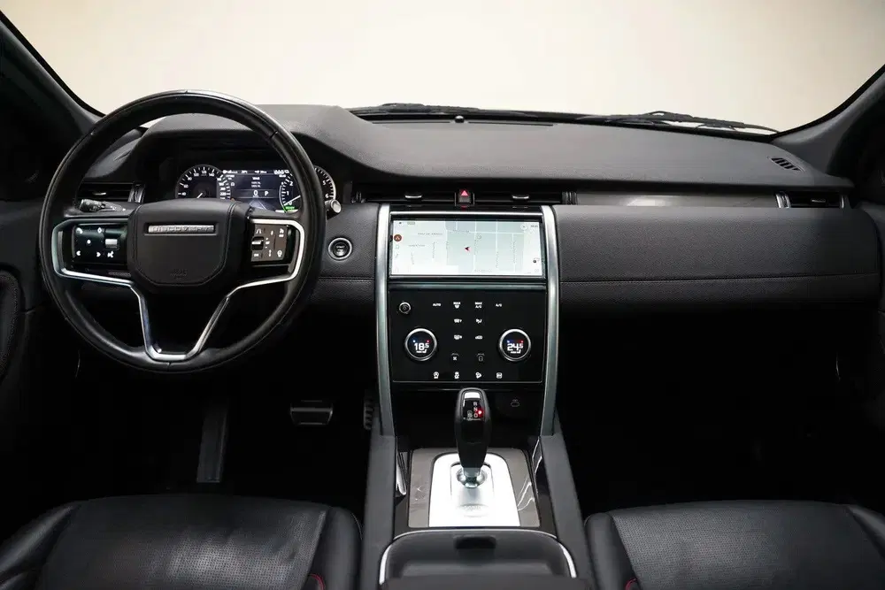 Land Rover Discovery Sport P300e PHEV AWD R-Dynamic SE [ Pan uit 2022, foto 4