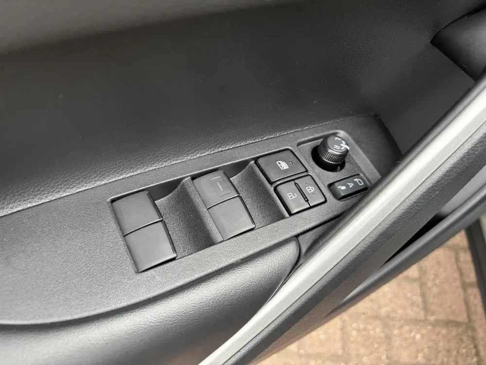 Toyota Corolla Cross Hybrid 140 Active uit 2025, foto 14