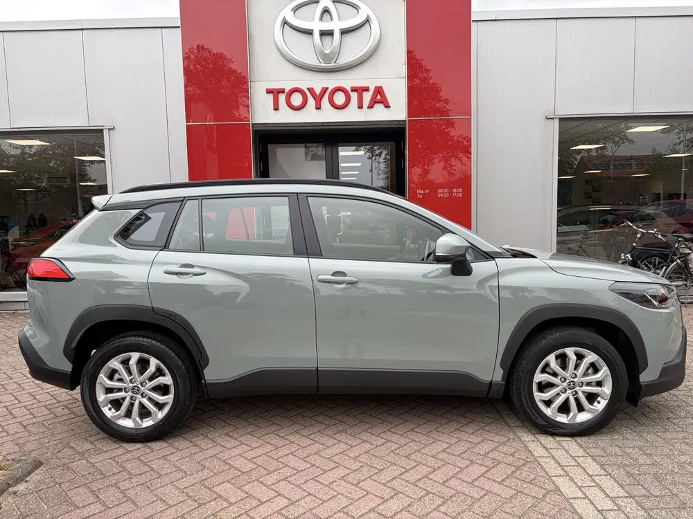 Toyota Corolla Cross Hybrid 140 Active uit 2025, foto 2