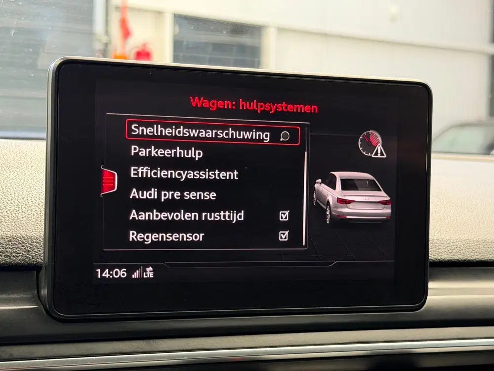 Audi A4 35 TFSI Sport Edition Automaat Bluetooth uit 2019, foto 10