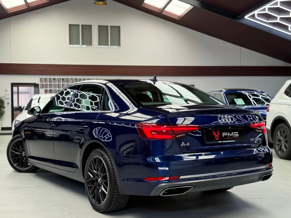 Audi A4 35 TFSI Sport Edition Automaat Bluetooth uit 2019, foto 2