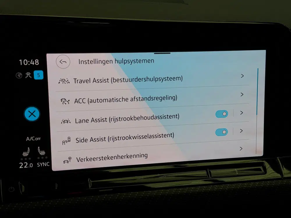 Volkswagen Golf 1.5 eTSI 3x R-Line CarPlay Panorama uit 2023, foto 12