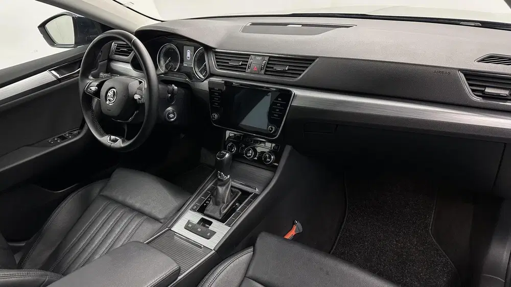 Skoda Superb 1.5 TSI ACT Business Edition ACC-LEER-NAV uit 2021, foto 10
