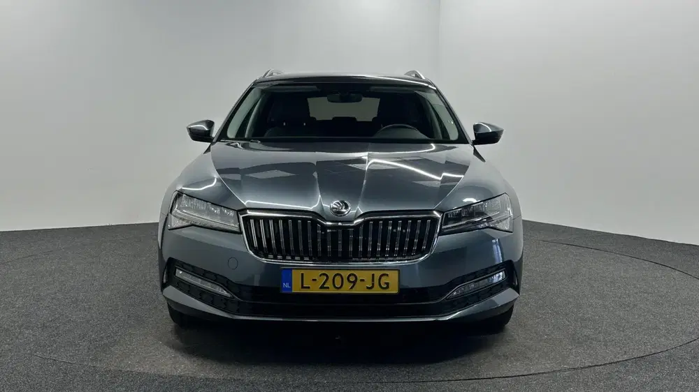 Skoda Superb 1.5 TSI ACT Business Edition ACC-LEER-NAV uit 2021, foto 6