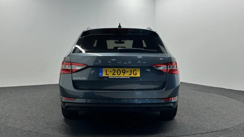 Skoda Superb 1.5 TSI ACT Business Edition ACC-LEER-NAV uit 2021, foto 7