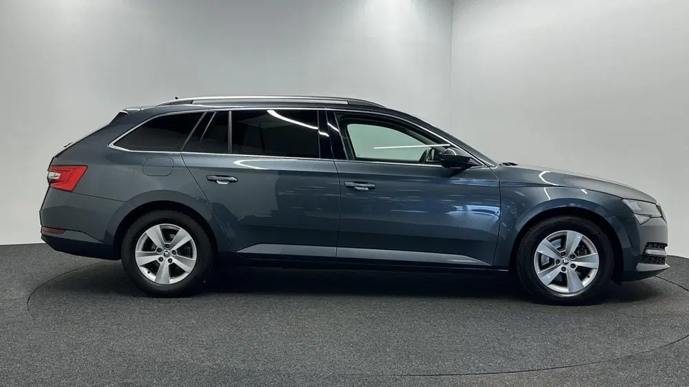 Skoda Superb 1.5 TSI ACT Business Edition ACC-LEER-NAV uit 2021, foto 9