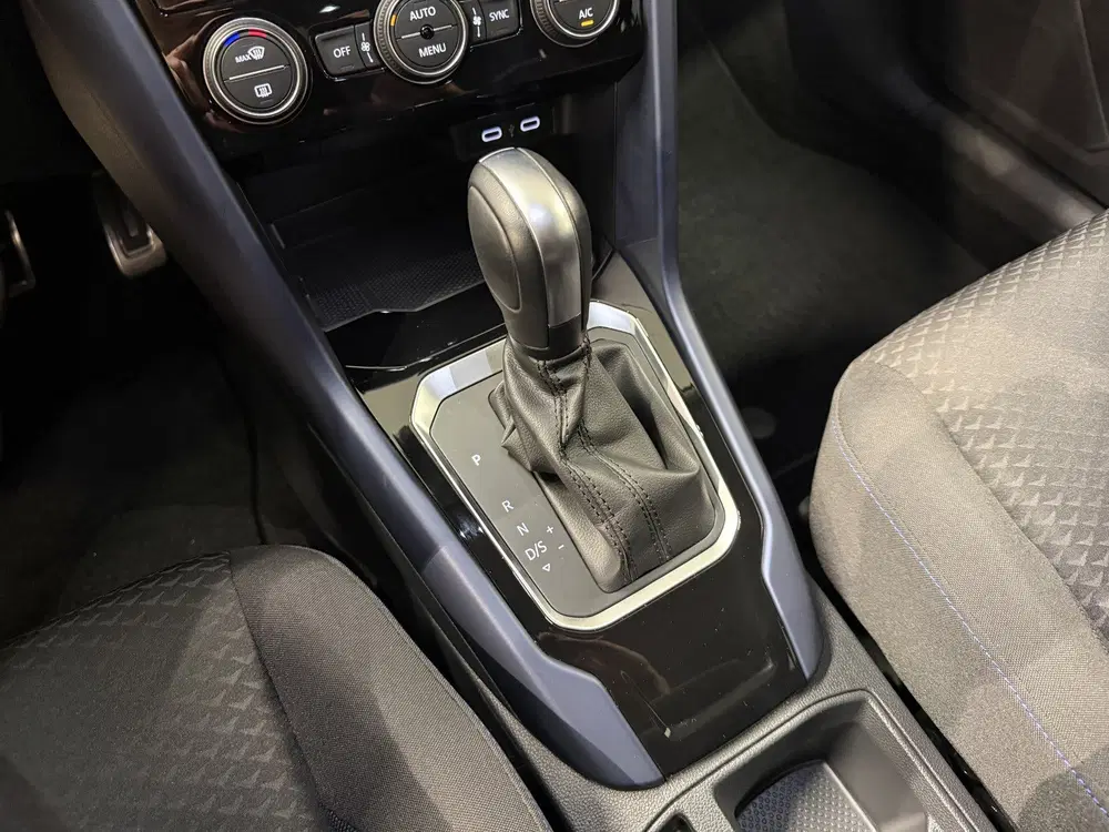 Volkswagen T-Roc 1.5 TSI Style Virt. uit 2021, foto 6