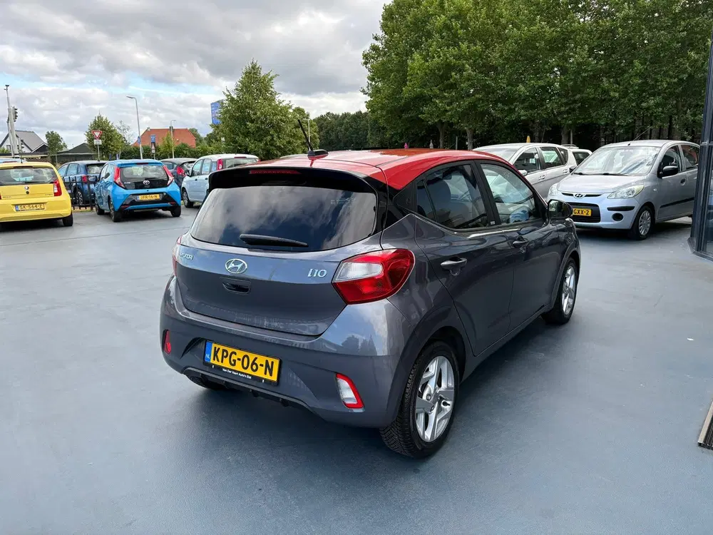 Hyundai i10 1.0 Comfort 5-zits LMV NAVI ACHTERUITRIJCA uit 2020, foto 5