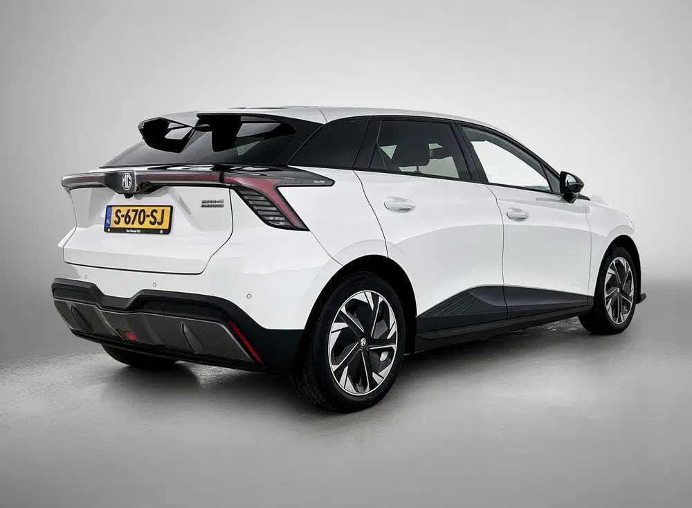 MG MG4 Long Range Luxury 64 kWh uit 2023, foto 4