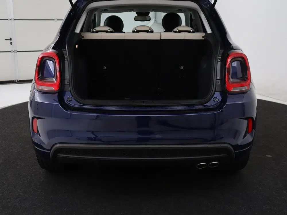 Fiat 500X 1.5 MHEV Yacht Club Capri uit 2023, foto 10