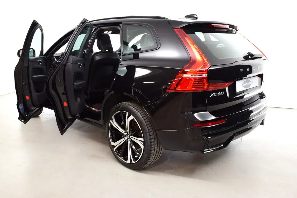Volvo XC60 2.0 Recharge T6 AWD R-Design long range ac uit 2022, foto 11