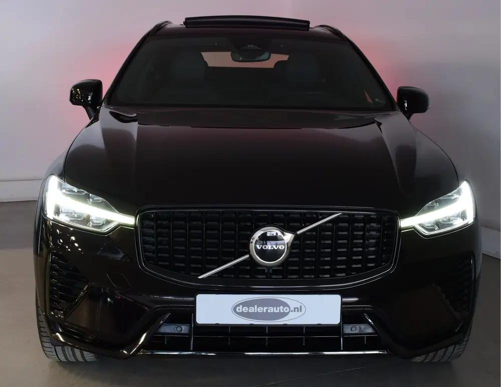 Volvo XC60 2.0 Recharge T6 AWD R-Design long range ac uit 2022, foto 12