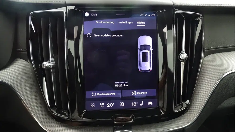 Volvo XC60 2.0 Recharge T6 AWD R-Design long range ac uit 2022, foto 3
