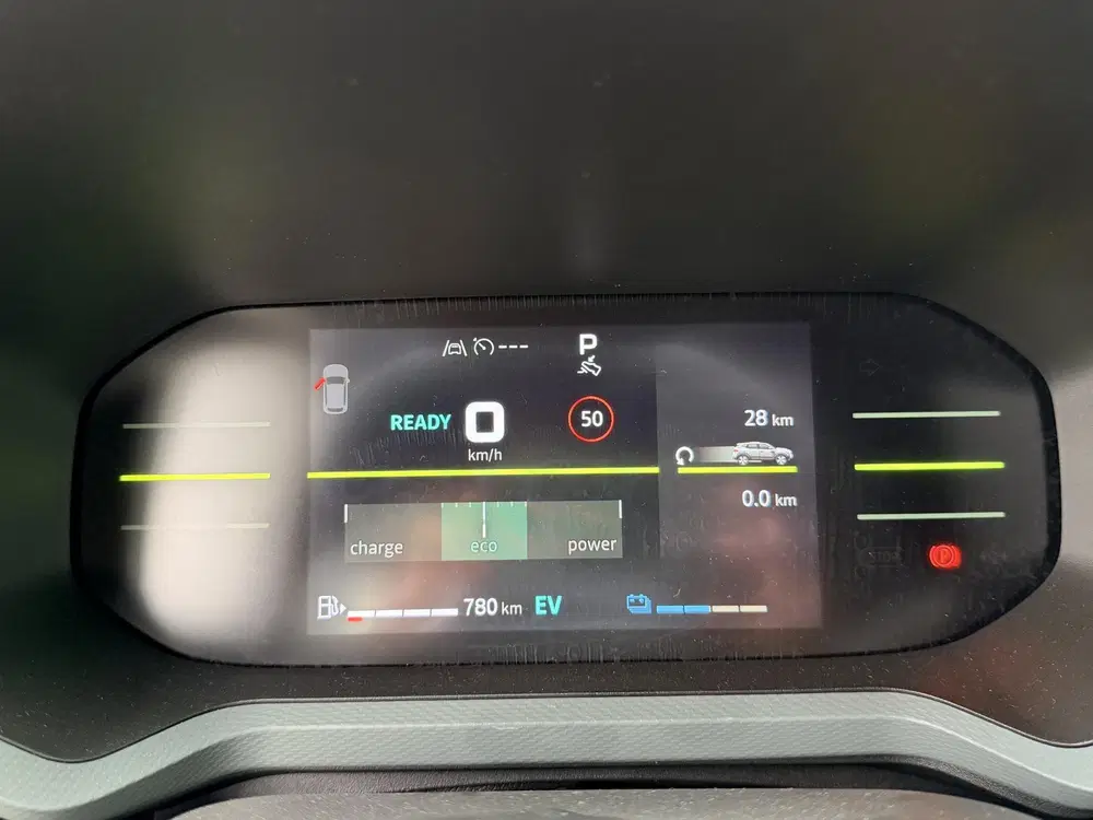 Dacia Duster 1.6 Hybrid 140 Journey uit 2026, foto 4