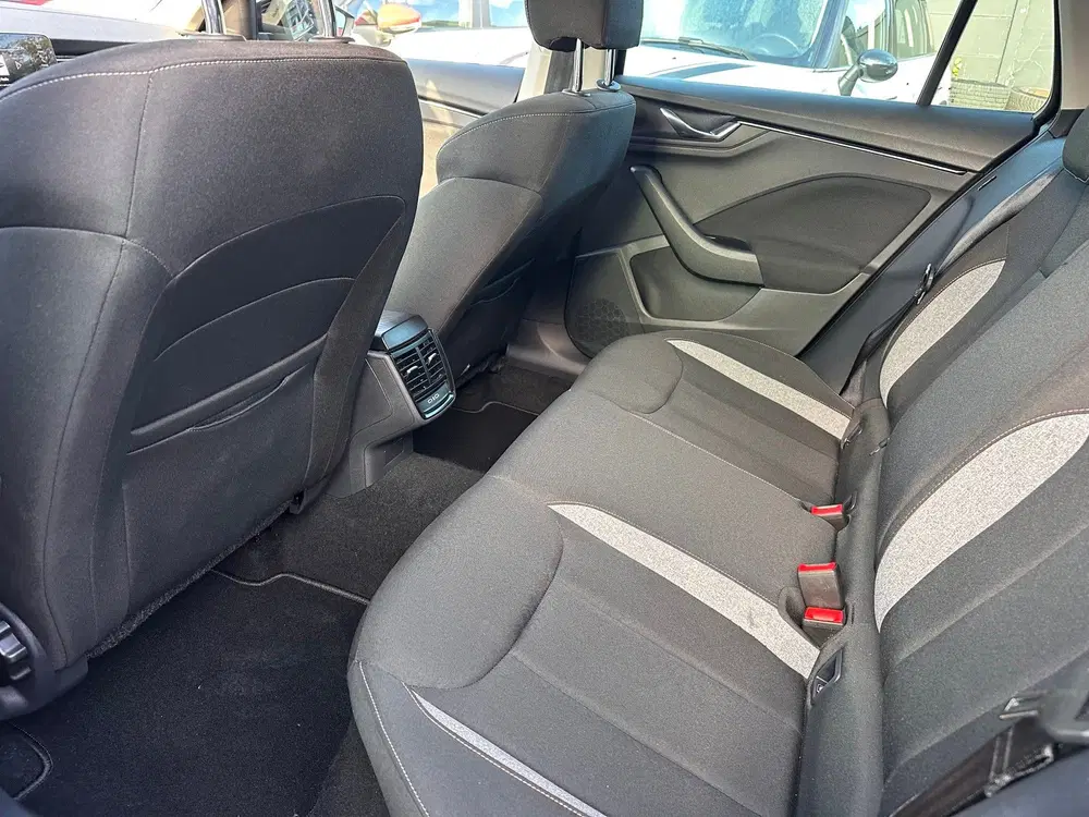 Skoda Kamiq Skoda Kamiq 1.0 TSI 116pk DSG Automaat uit 2025, foto 15