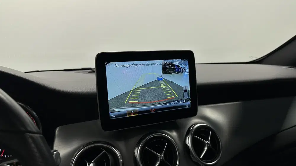 Mercedes-Benz GLA Mercedes GLA-klasse 180 Business Solution uit 2019, foto 14