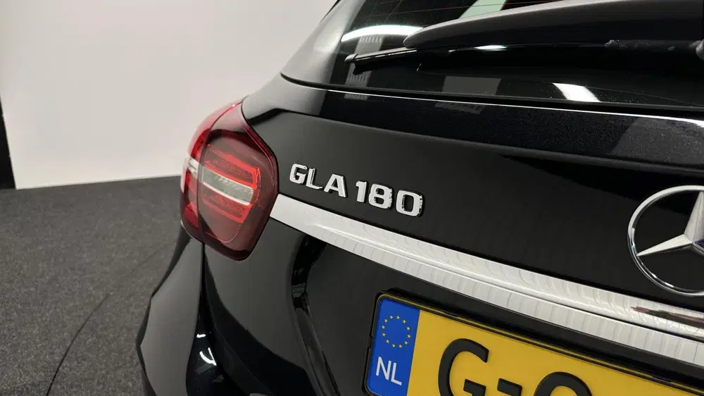 Mercedes-Benz GLA Mercedes GLA-klasse 180 Business Solution uit 2019, foto 15