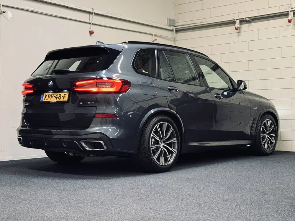 BMW X5 xDrive45e HighExe. M-Sport uit 2022, foto 2