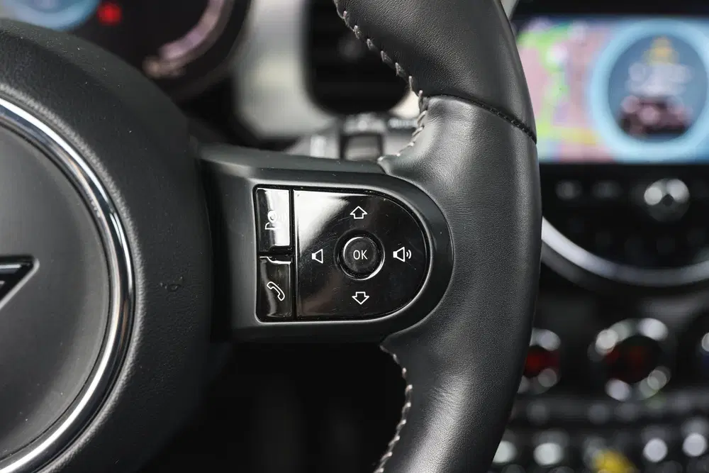 Mini Electric Yours uit 2023, foto 15