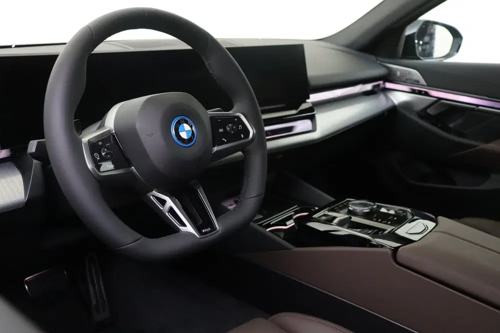 BMW i5 eDrive40 M Sport uit 2026, foto 3