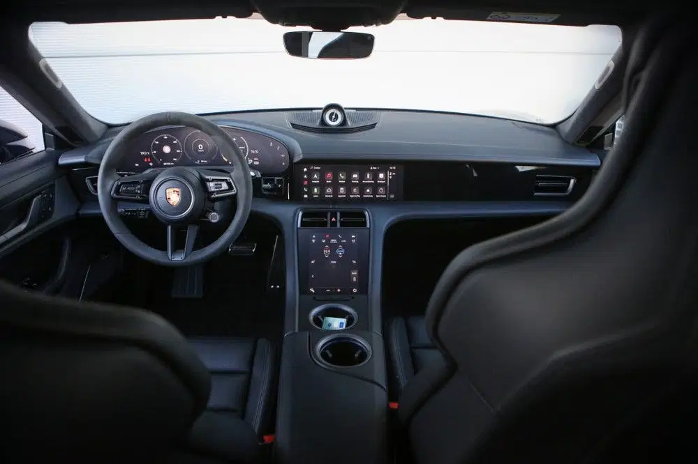 Porsche Taycan Sport Turismo GTS 93 uit 2022, foto 7