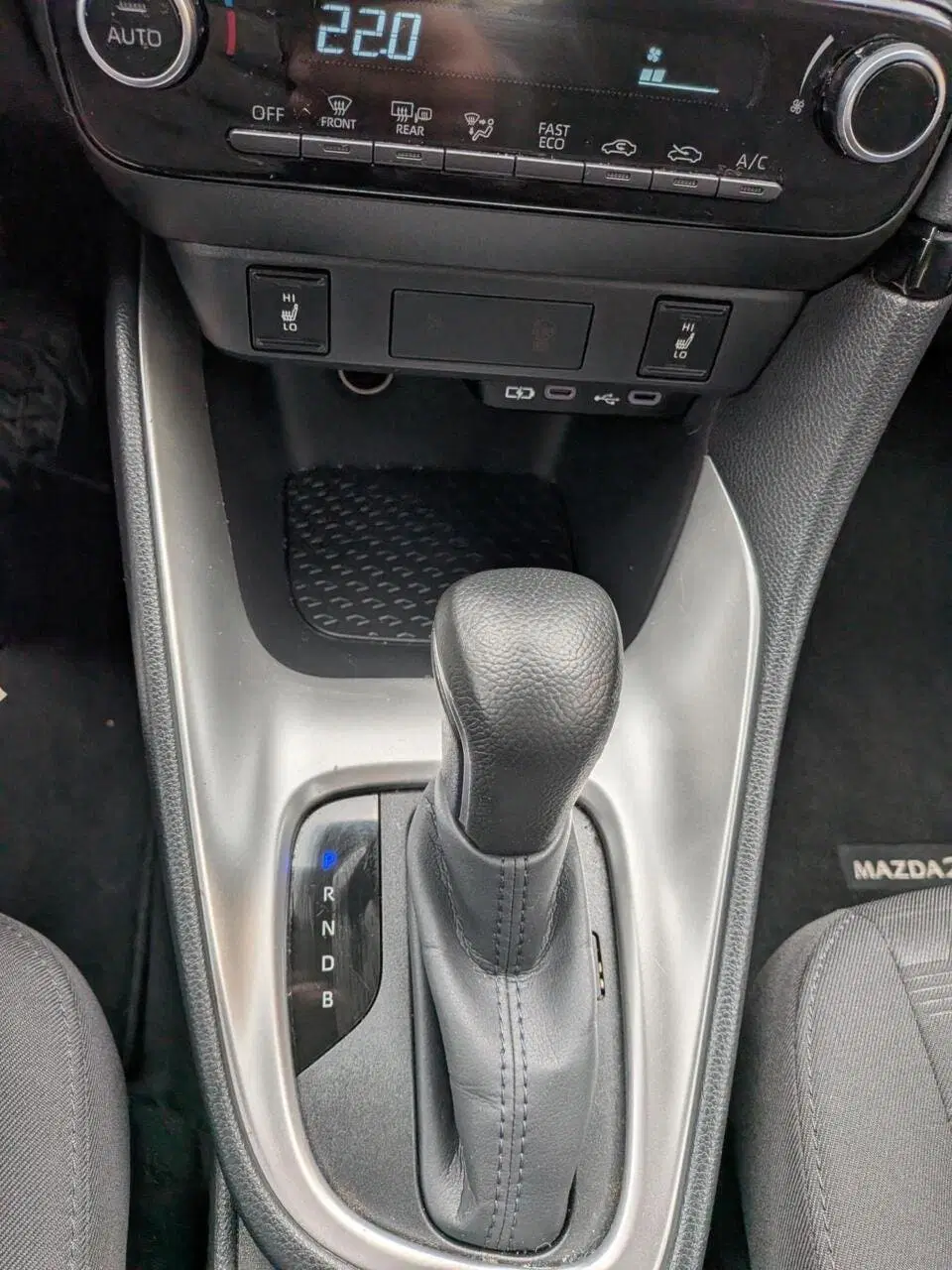 Mazda 2 Hybrid 1.5 ✅1e.eig✅deal.onh✅Carplay+auto uit 2024, foto 13