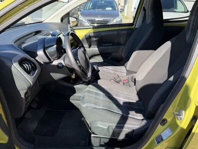 Peugeot 108 1.0 e-VTi Allure AIRCO CAMERA uit 2019, foto 3
