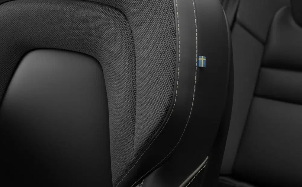Volvo V60 2.0 T6 AWD + Dark uit 2026, foto 8
