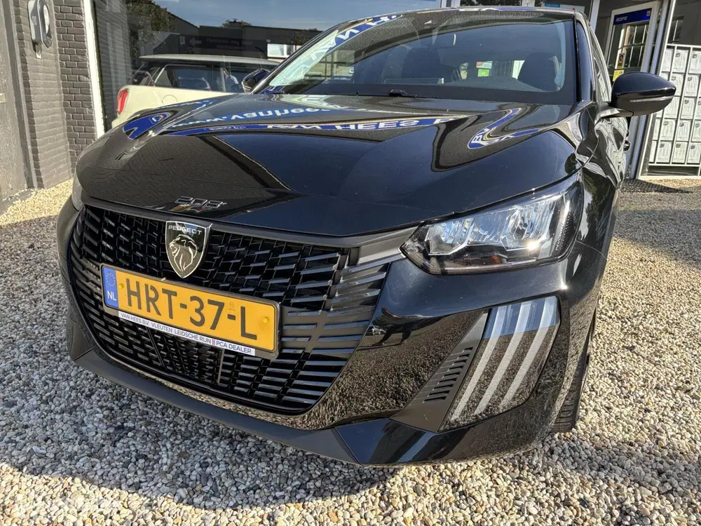 Peugeot 208 1.2 Hybrid 110 e-DCS6 Style Carplay Androi uit 2025, foto 13