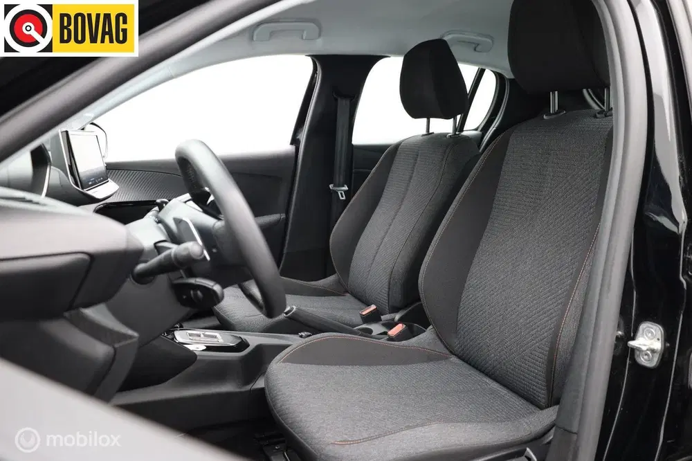 Peugeot 208 1.2 Hybrid 110 e-DCS6 Style Carplay Androi uit 2025, foto 6