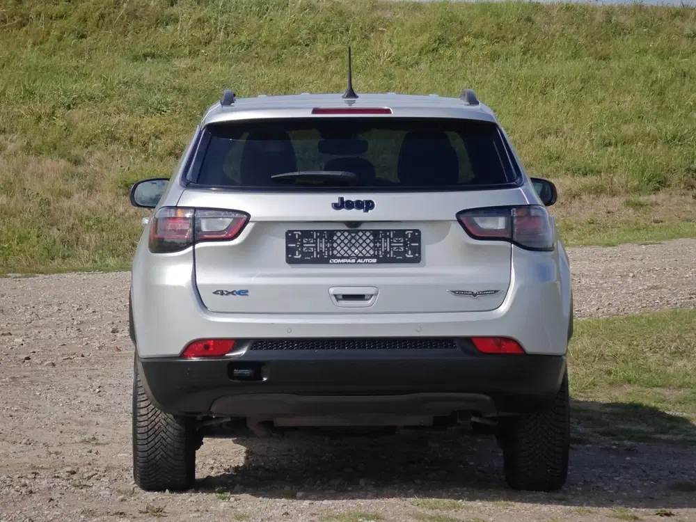 Jeep Compass 4xe 240 Plug-in Hybrid Electric Trailhawk uit 2023, foto 11