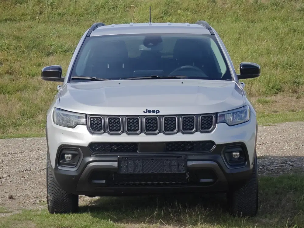 Jeep Compass 4xe 240 Plug-in Hybrid Electric Trailhawk uit 2023, foto 5