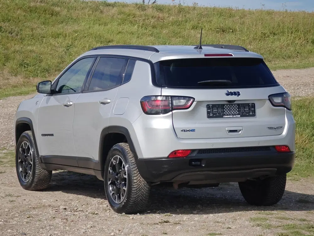 Jeep Compass 4xe 240 Plug-in Hybrid Electric Trailhawk uit 2023, foto 7