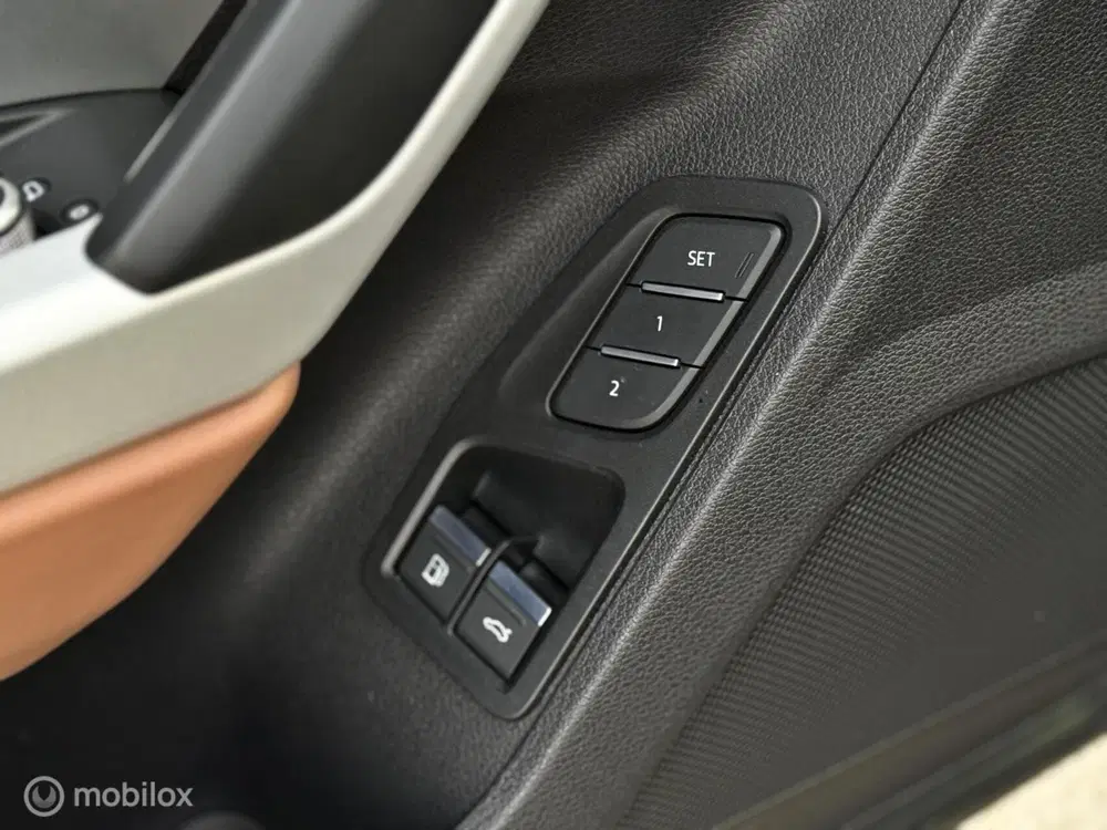 Audi Q3 45 TFSI e Blackstyle uit 2022, foto 14